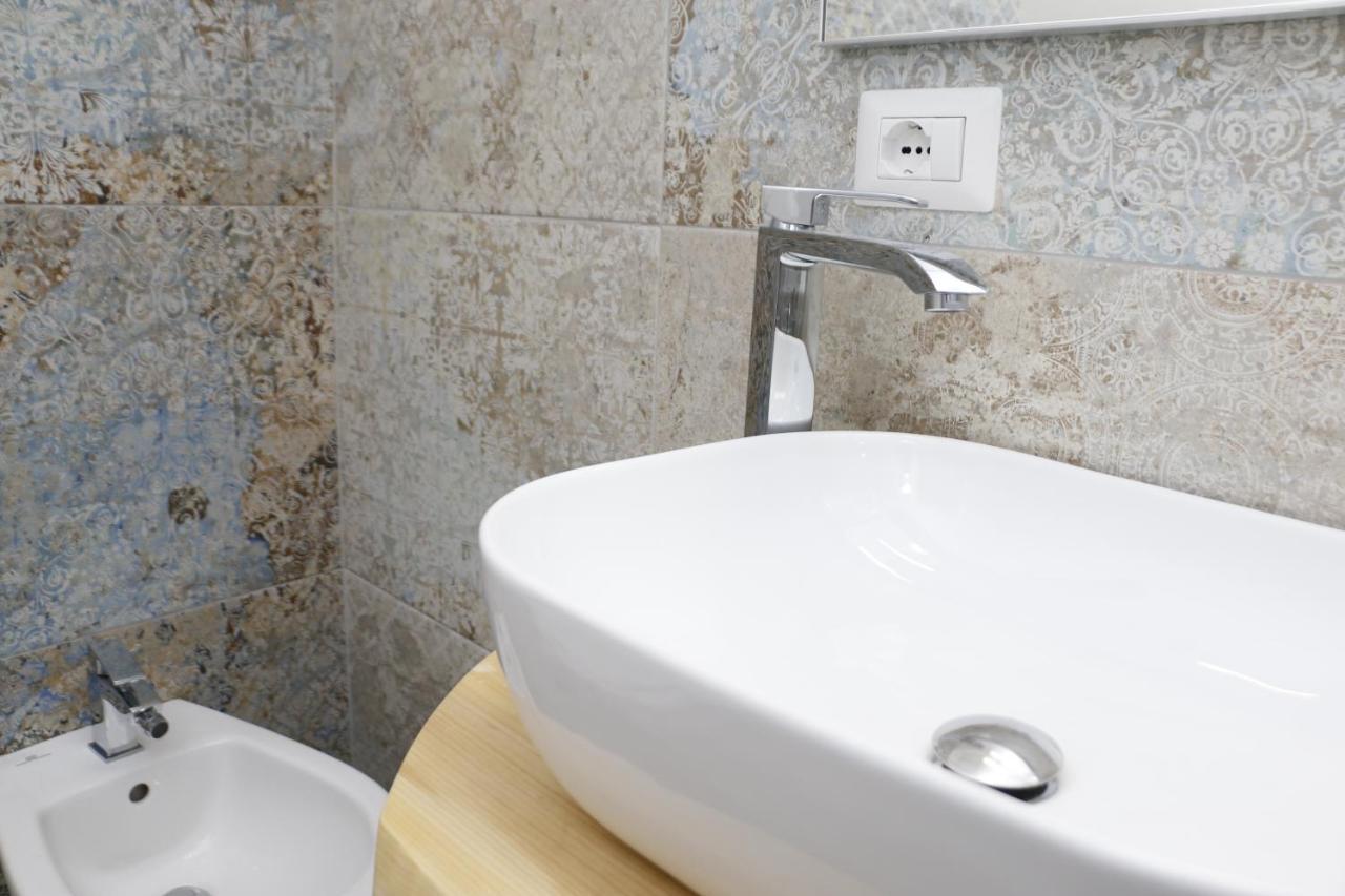 La Nicchia B&B コンヴェルサーノ エクステリア 写真
