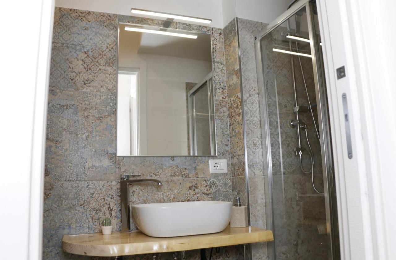 La Nicchia B&B コンヴェルサーノ エクステリア 写真